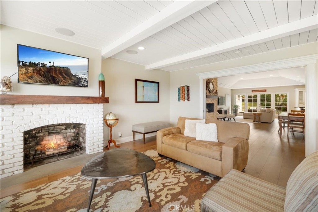 1517 Espinosa Circle