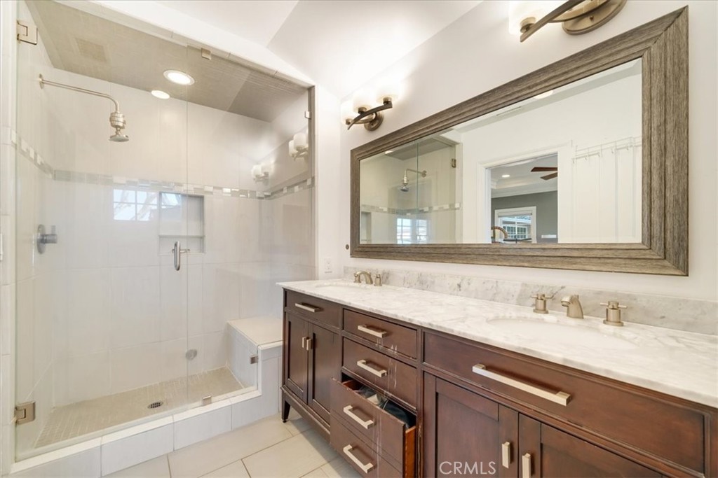 1517 Espinosa Circle