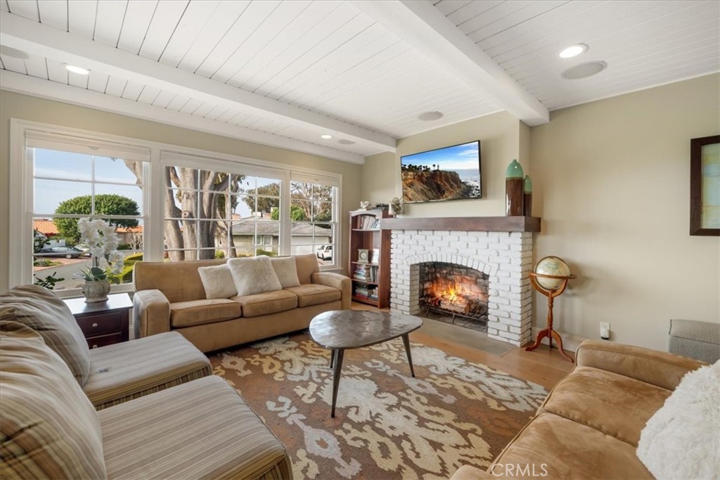 1517 Espinosa Circle