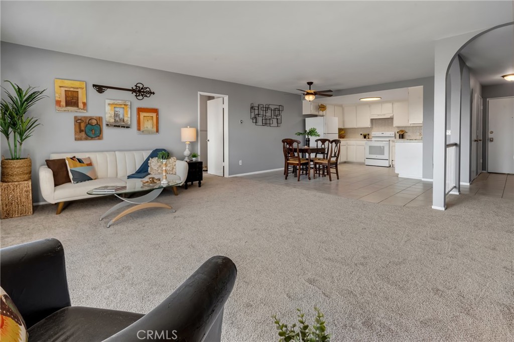 1311 S Grand Avenue 17