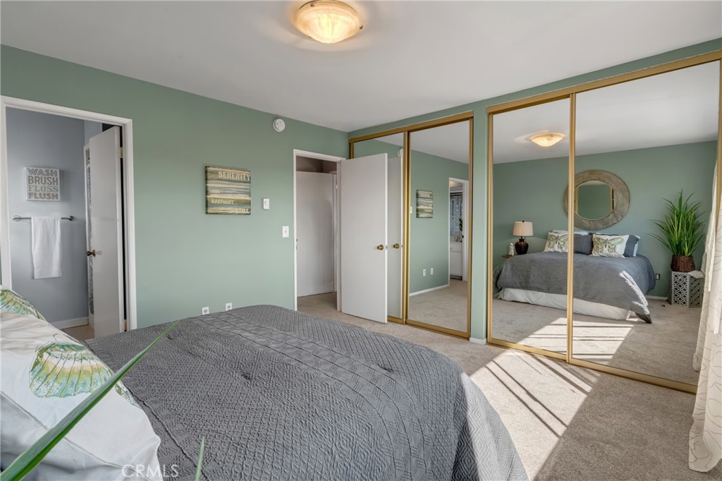 1311 S Grand Avenue 17