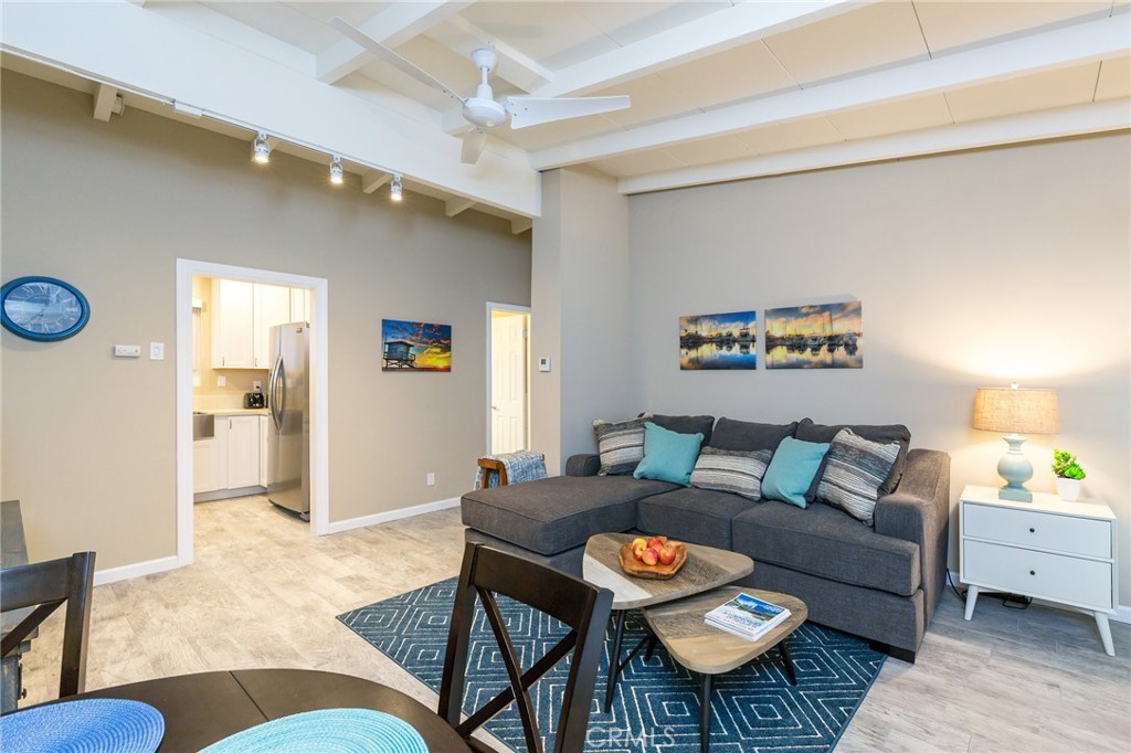 1719 Camino de la Costa