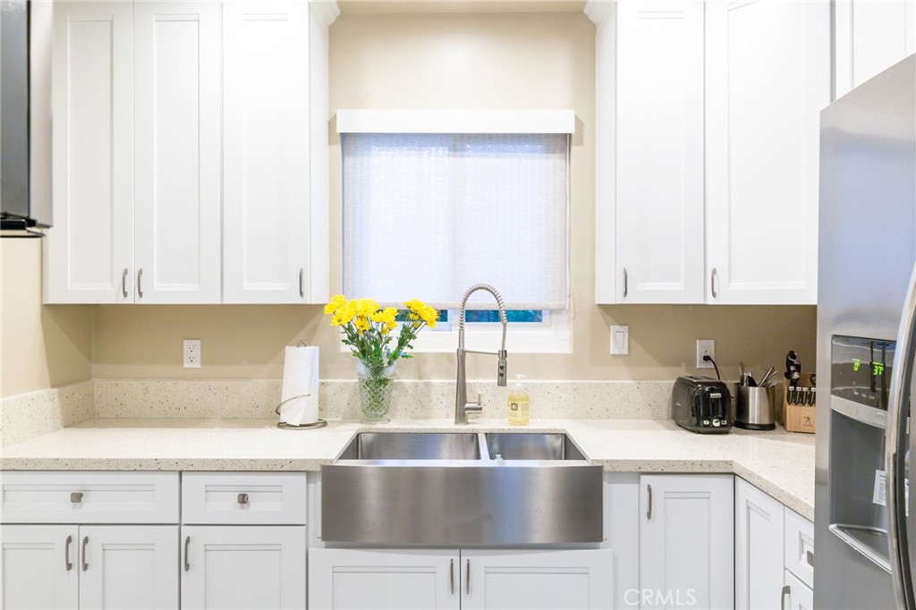 1719 Camino de la Costa