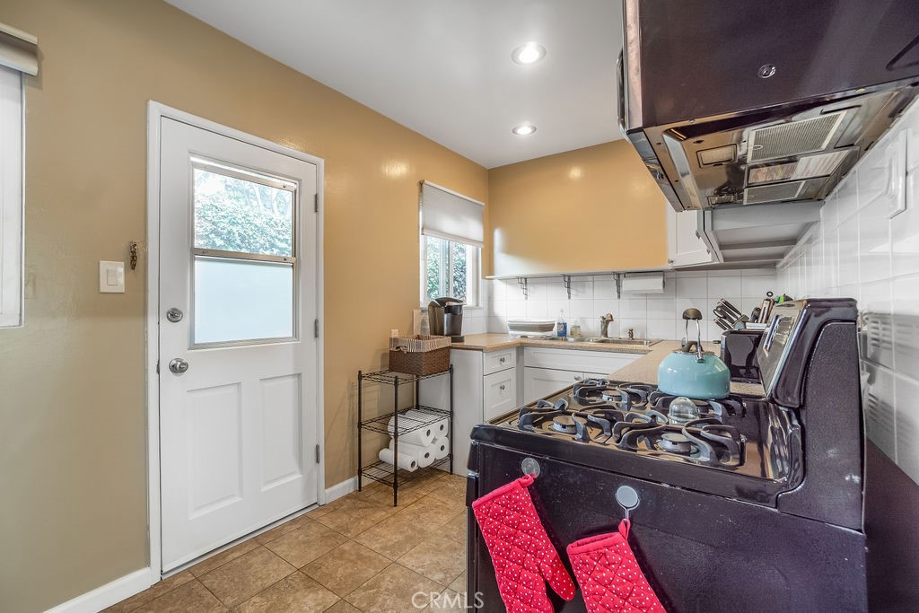 1719 Camino de la Costa