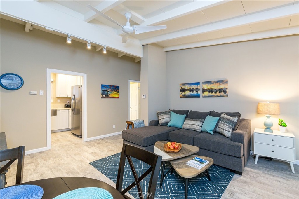 1719 Camino de la Costa