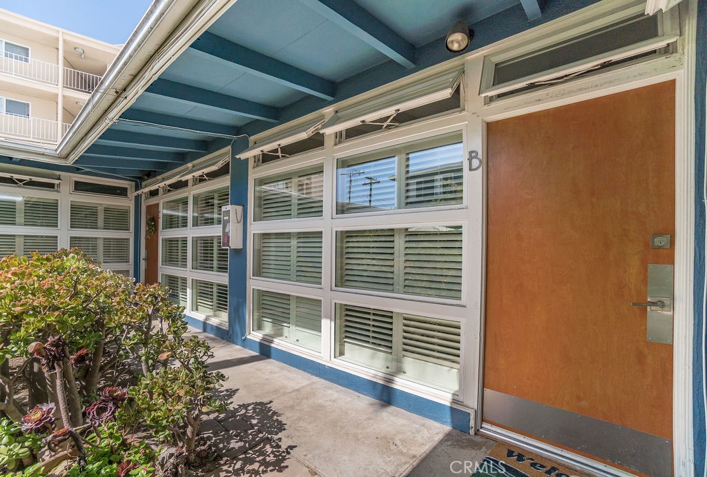 1719 Camino de la Costa