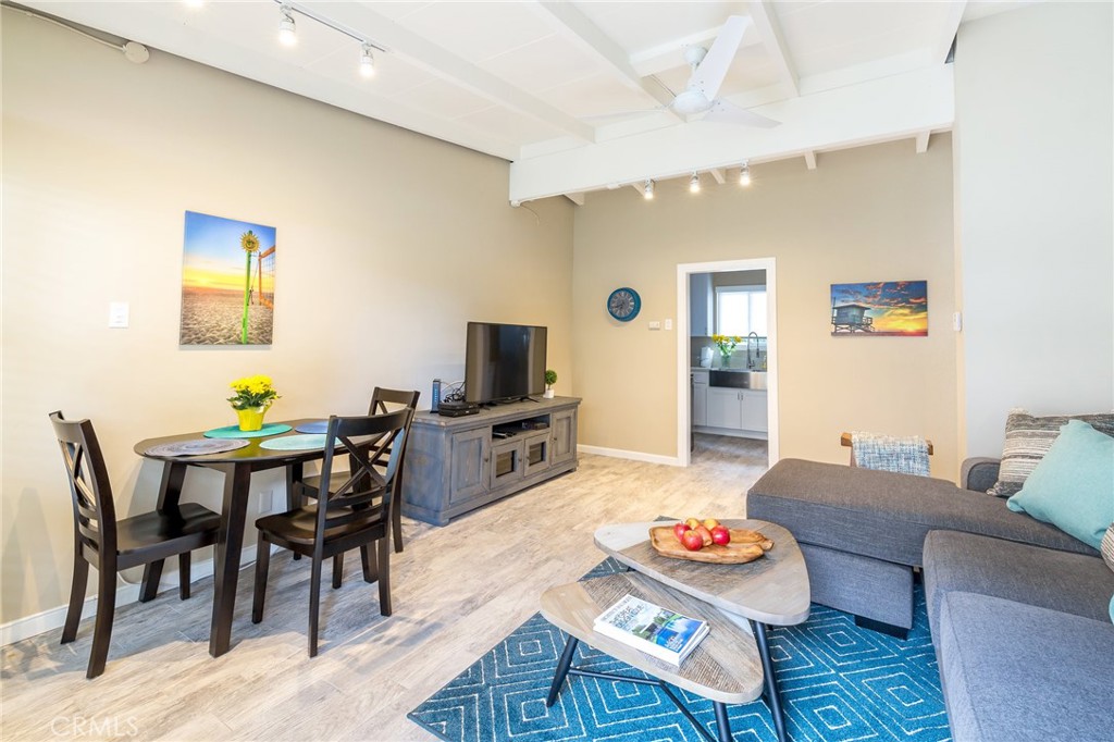 1719 Camino de la Costa