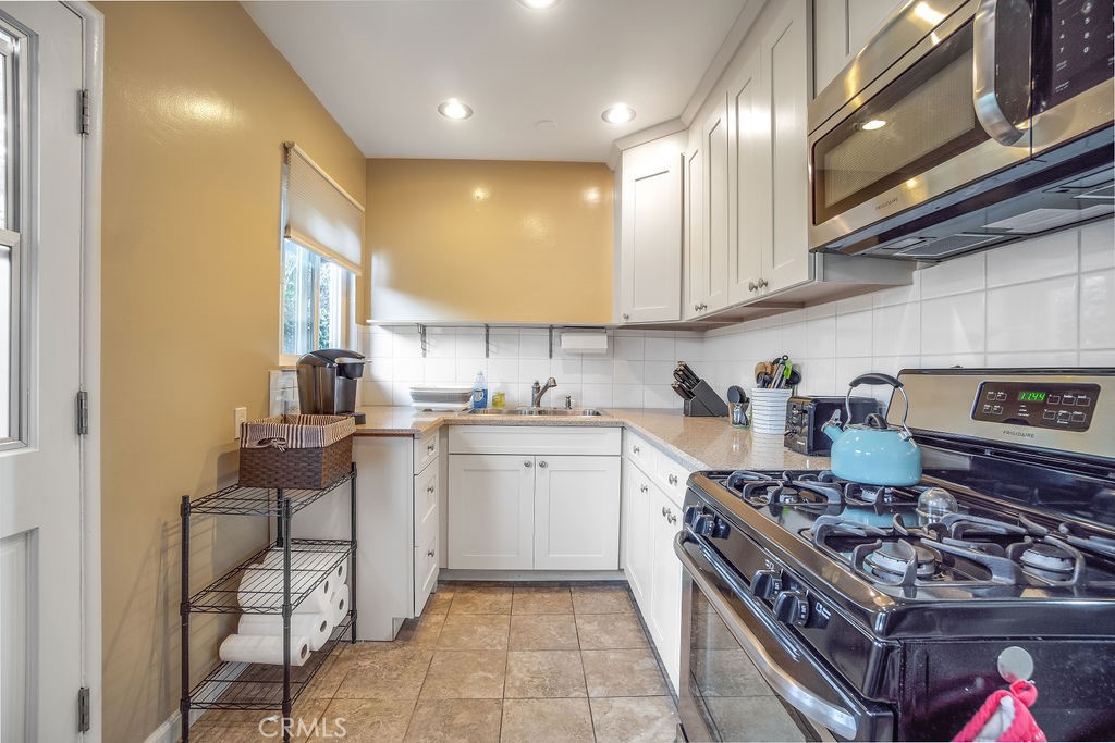 1719 Camino de la Costa