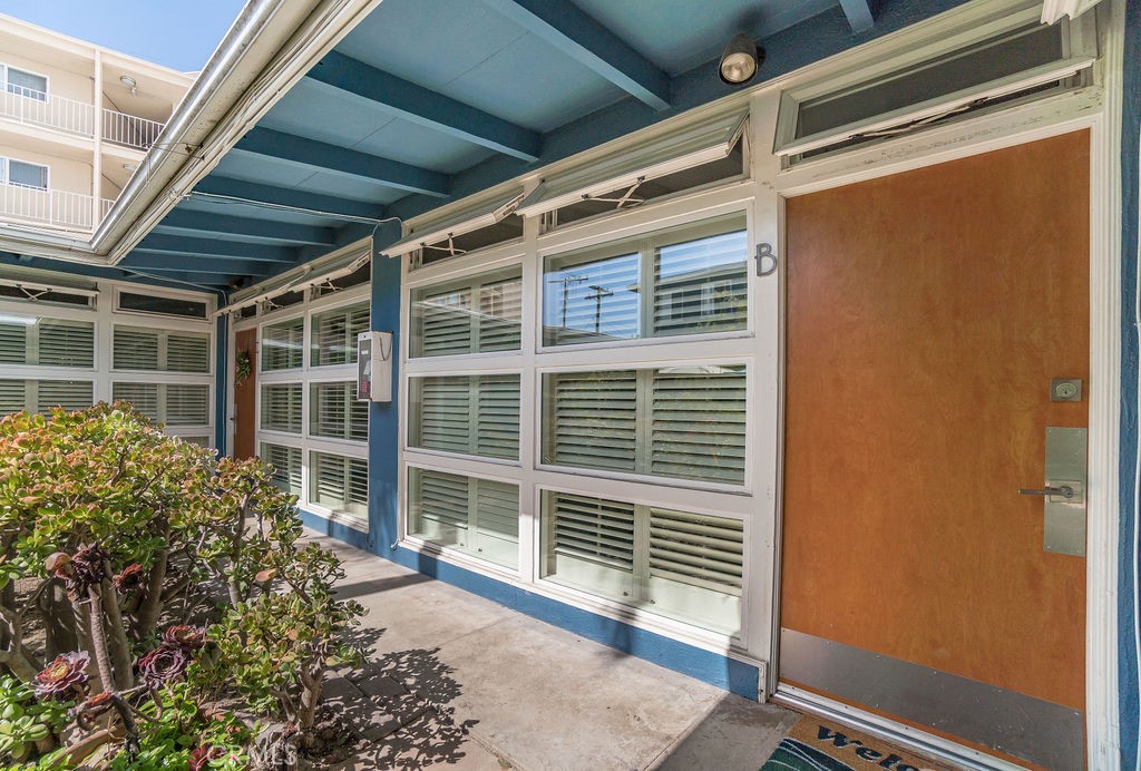 1719 Camino de la Costa