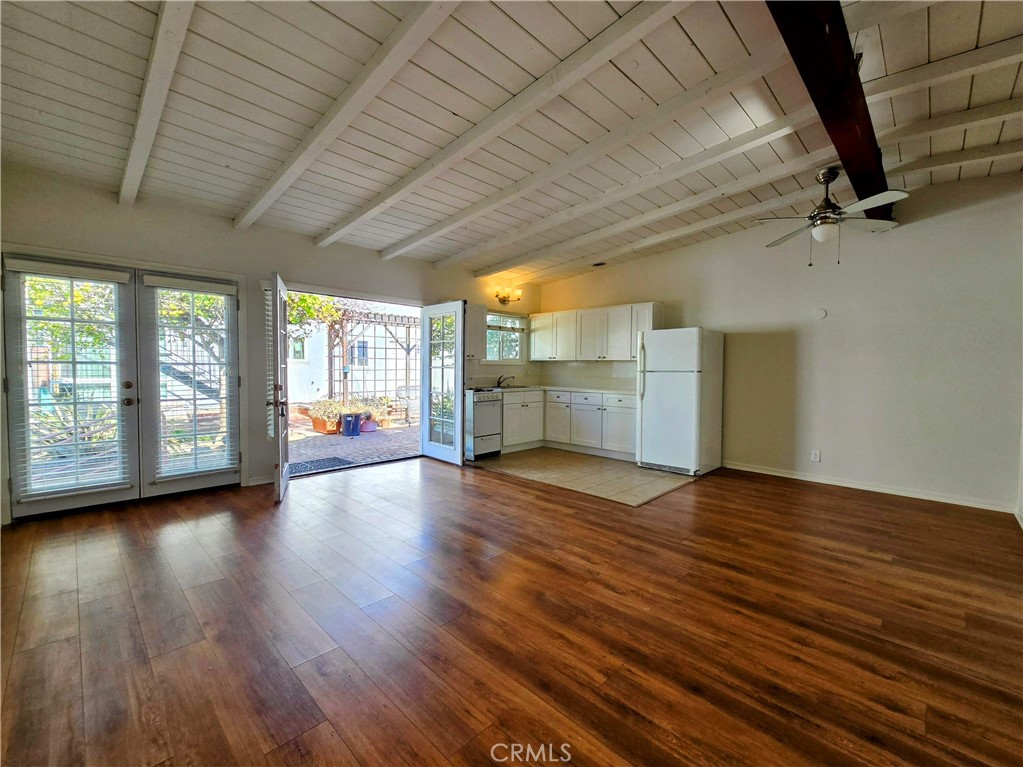 1416 Manhattan Beach