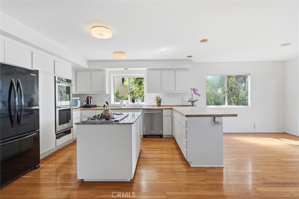 3609 Walnut