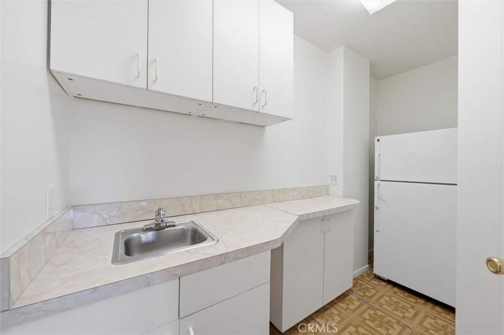 3609 Walnut