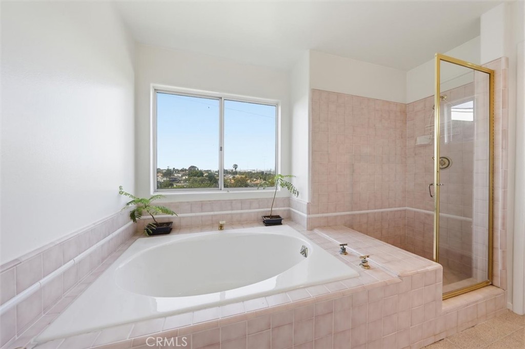 3609 Walnut