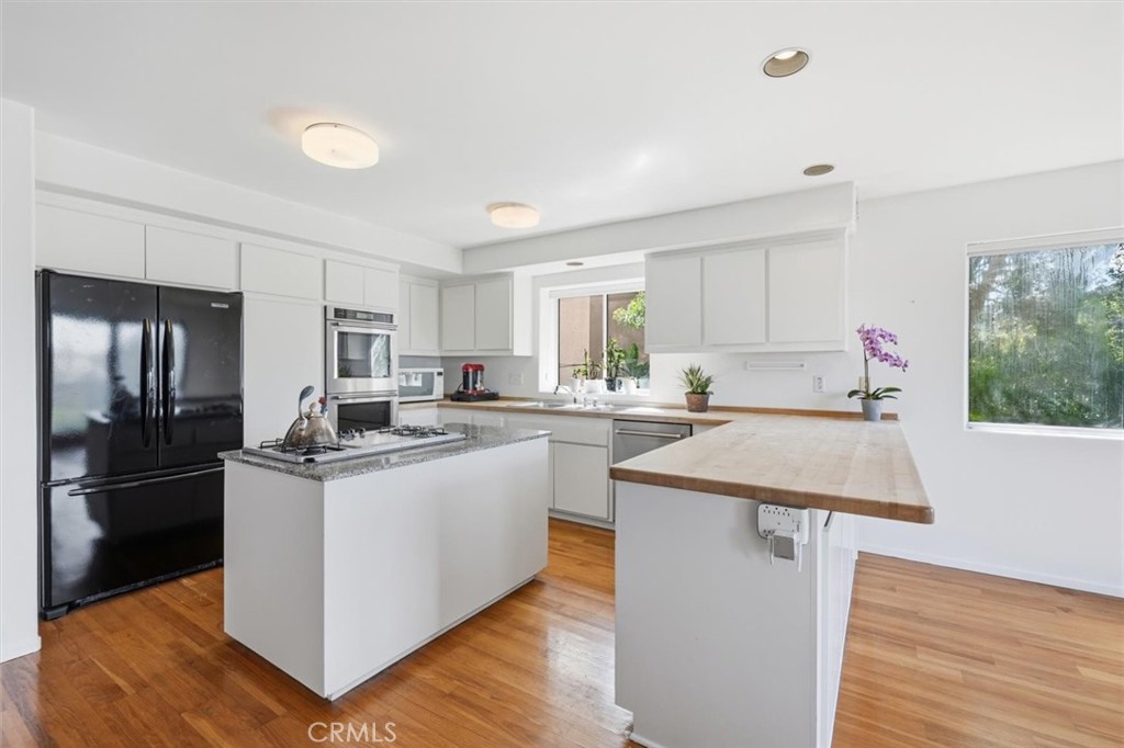 3609 Walnut