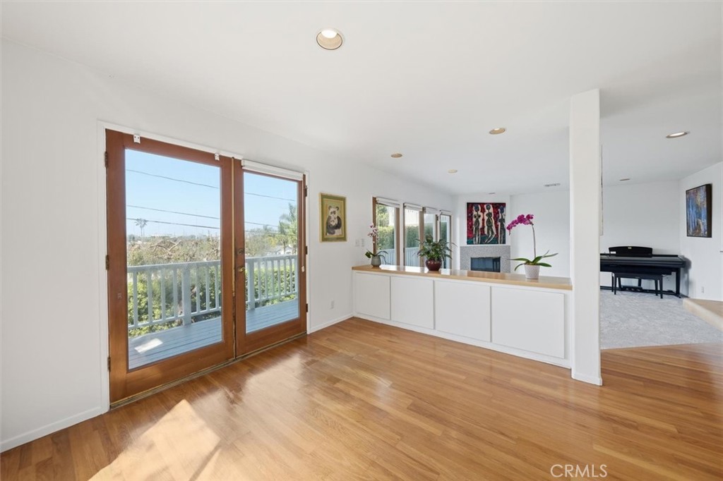 3609 Walnut