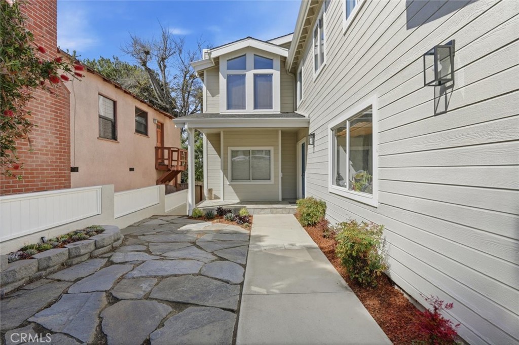 3609 Walnut