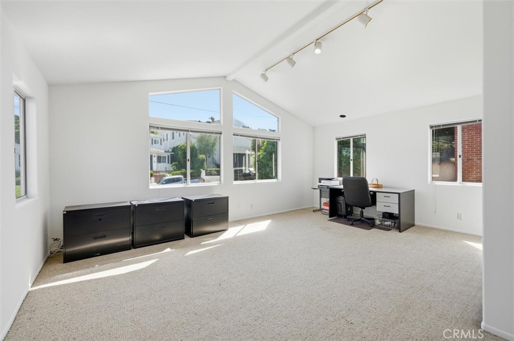 3609 Walnut