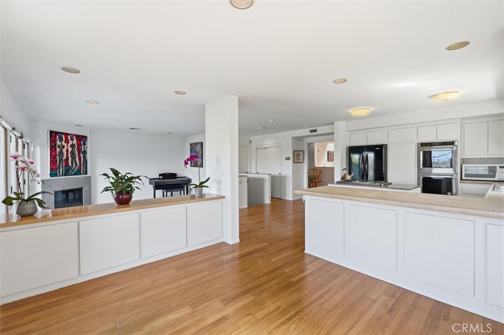 3609 Walnut