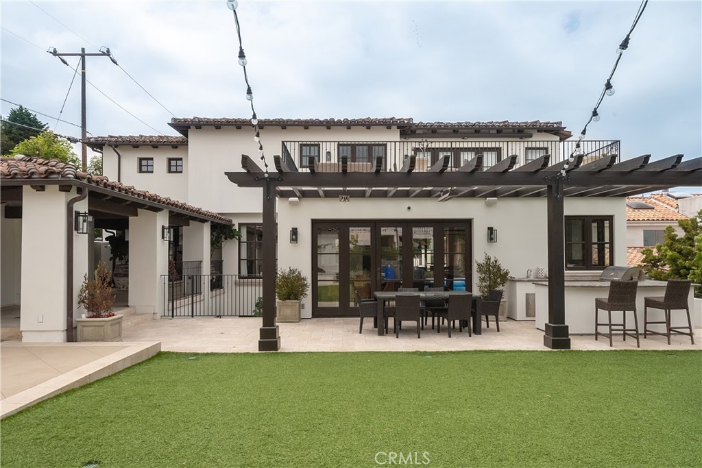 901 Pacific Avenue