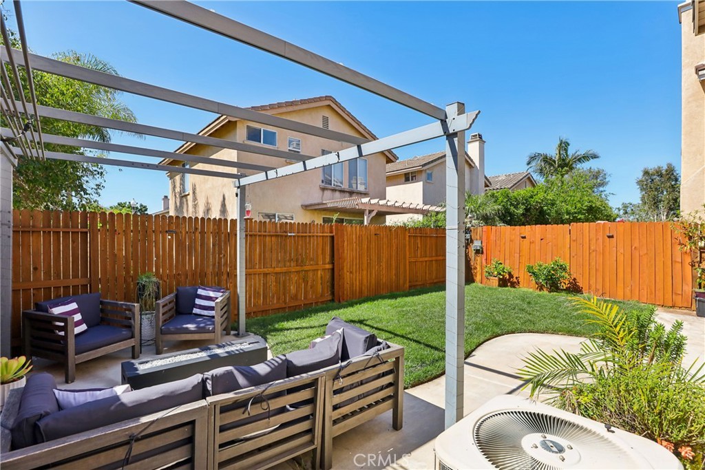 4460 Corte Arbusto