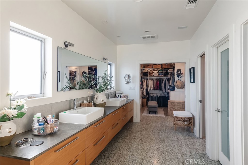 121 16th Street
