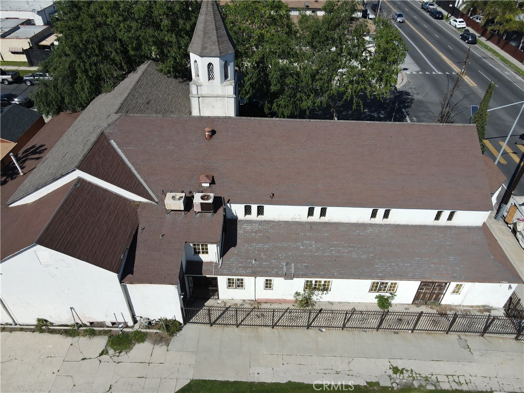 7405 Normandie Avenue