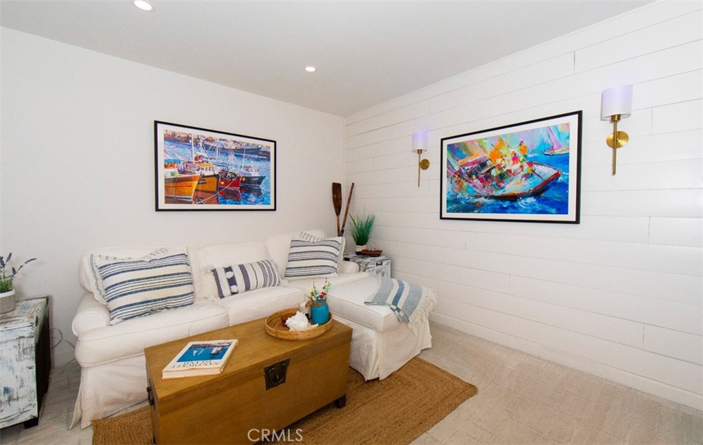 28121 Highridge