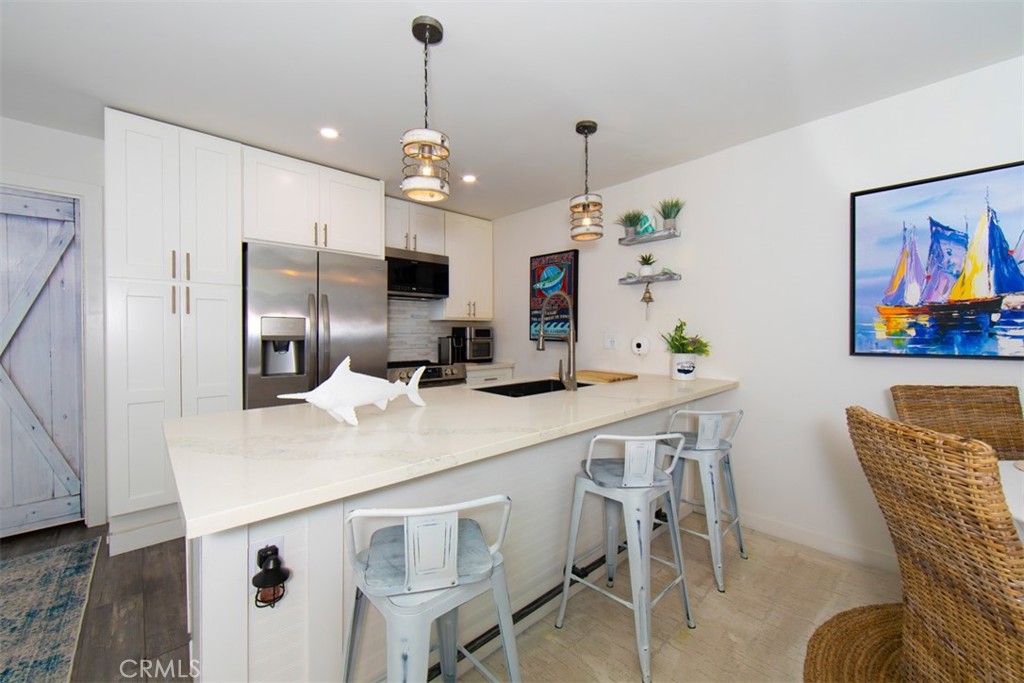 28121 Highridge