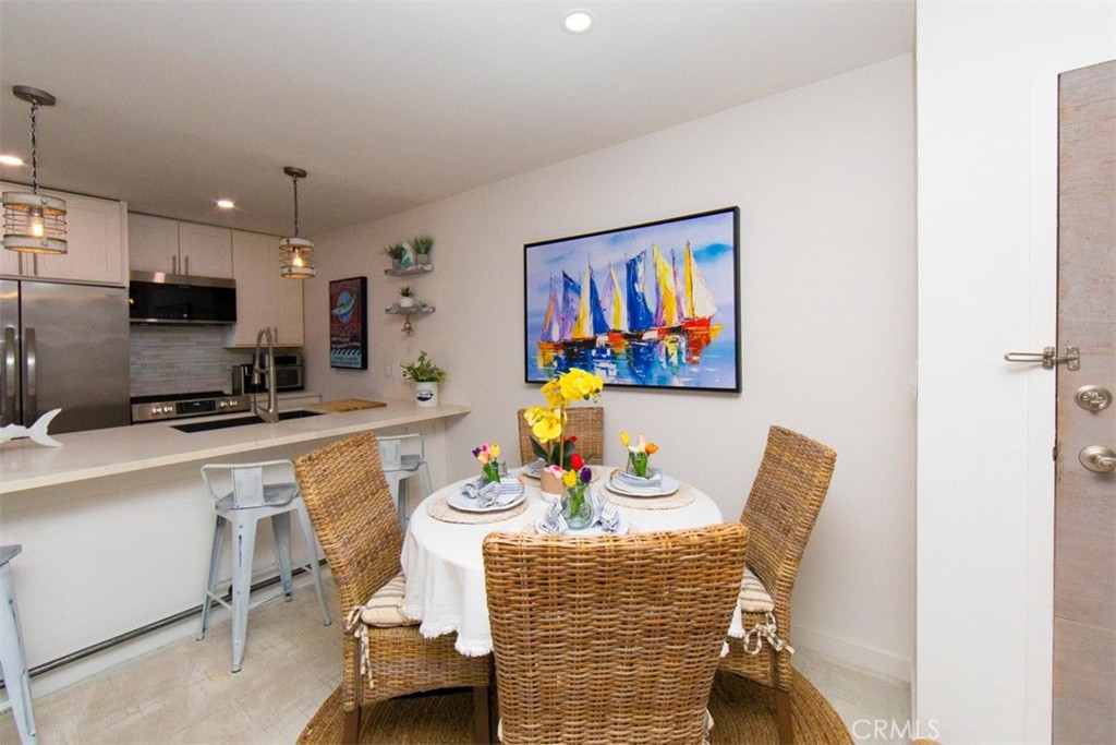 28121 Highridge