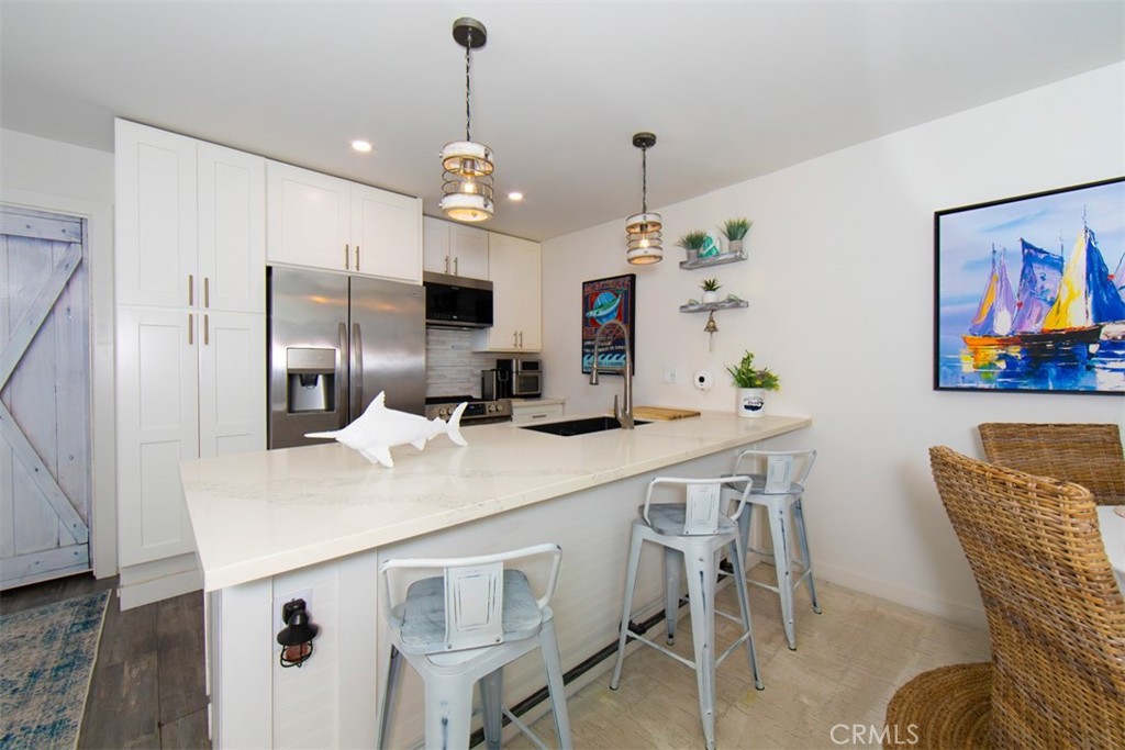 28121 Highridge