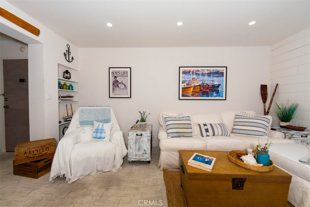 28121 Highridge