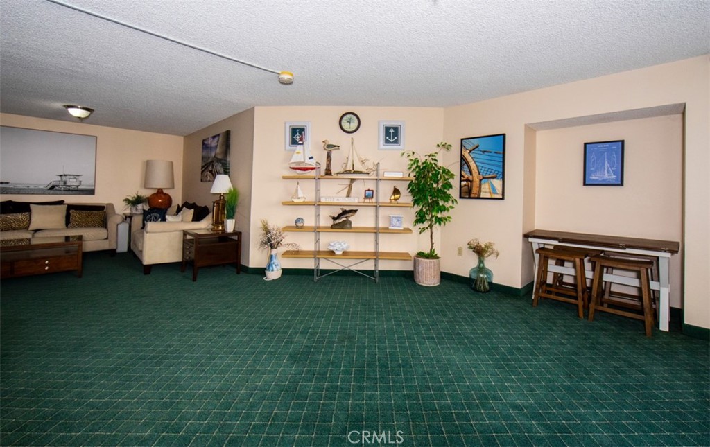 28121 Highridge