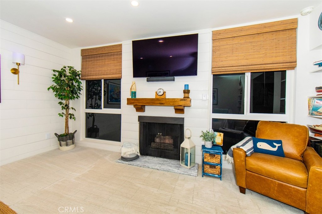 28121 Highridge