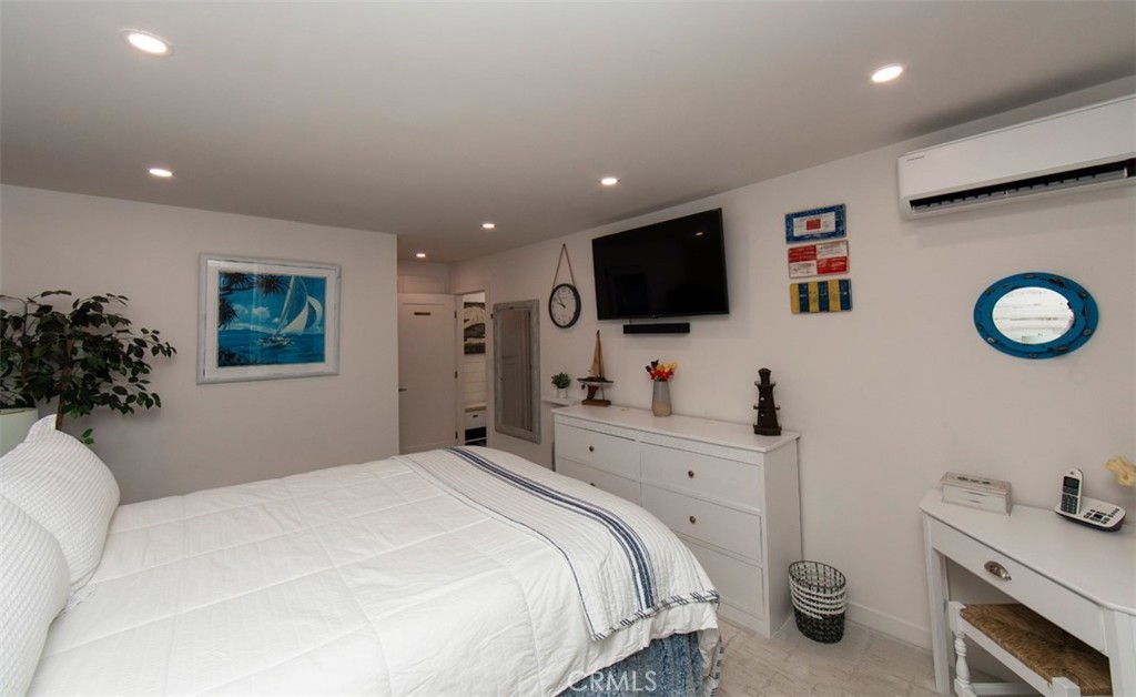 28121 Highridge