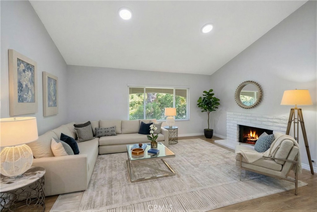 3418 Seaglen Drive
