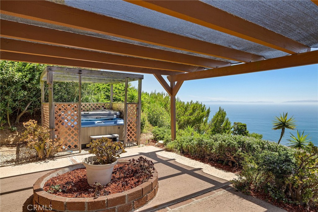 3418 Seaglen Drive