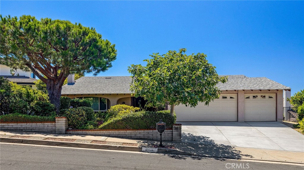 3418 Seaglen Drive