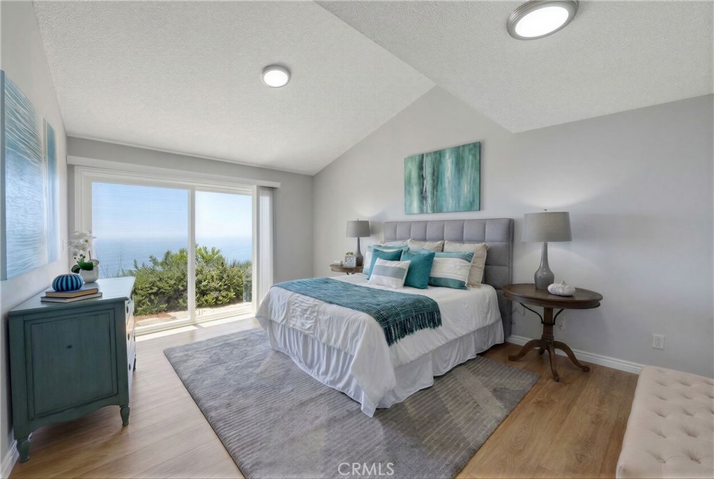 3418 Seaglen Drive