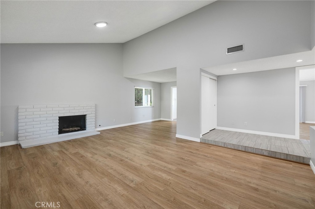 3418 Seaglen Drive