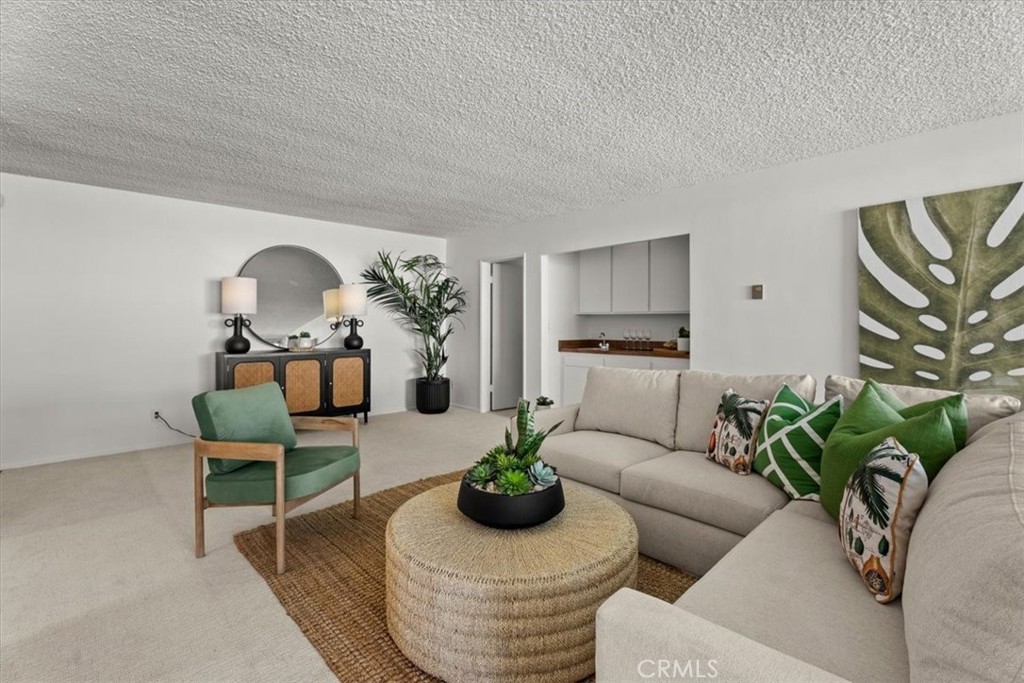 8701 Delgany 205