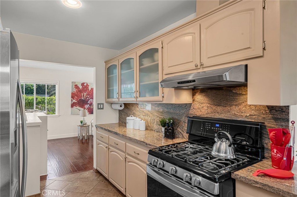 2411 W 251st