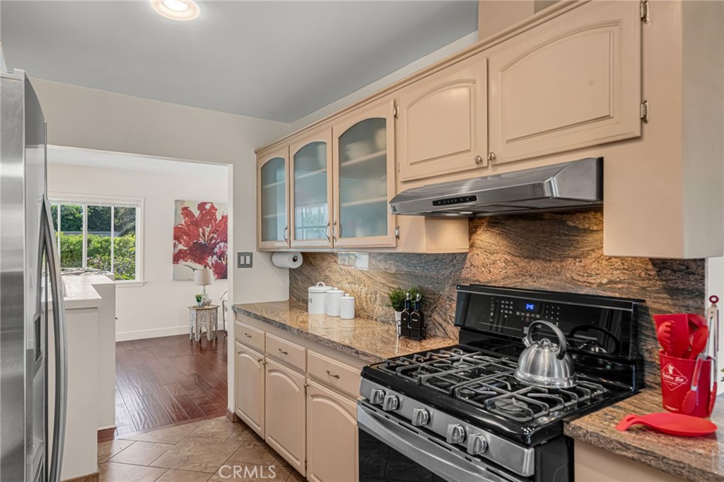 2411 W 251st