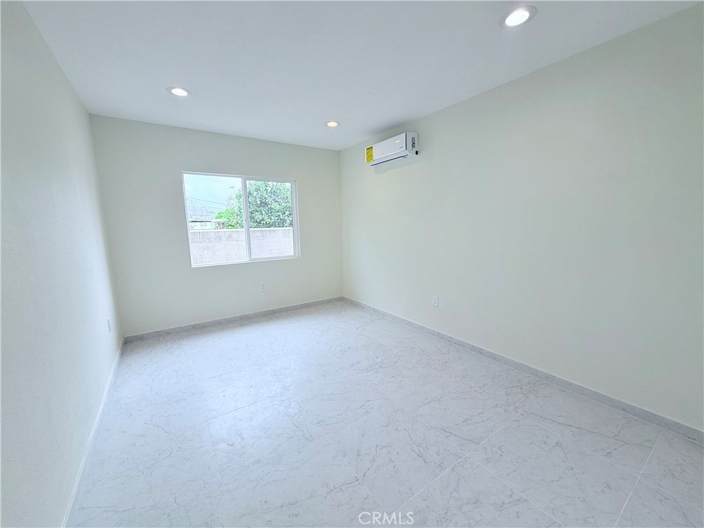 17513 Glenburn