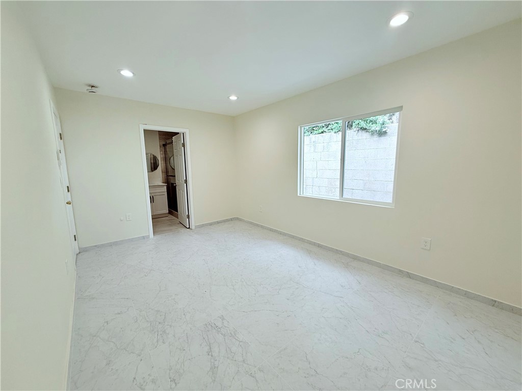 17513 Glenburn