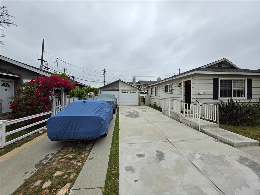 2224 Arlington Avenue