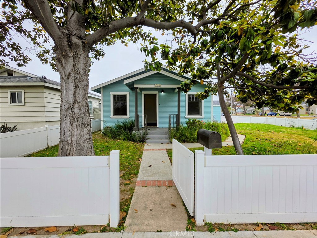 2226 Arlington Avenue