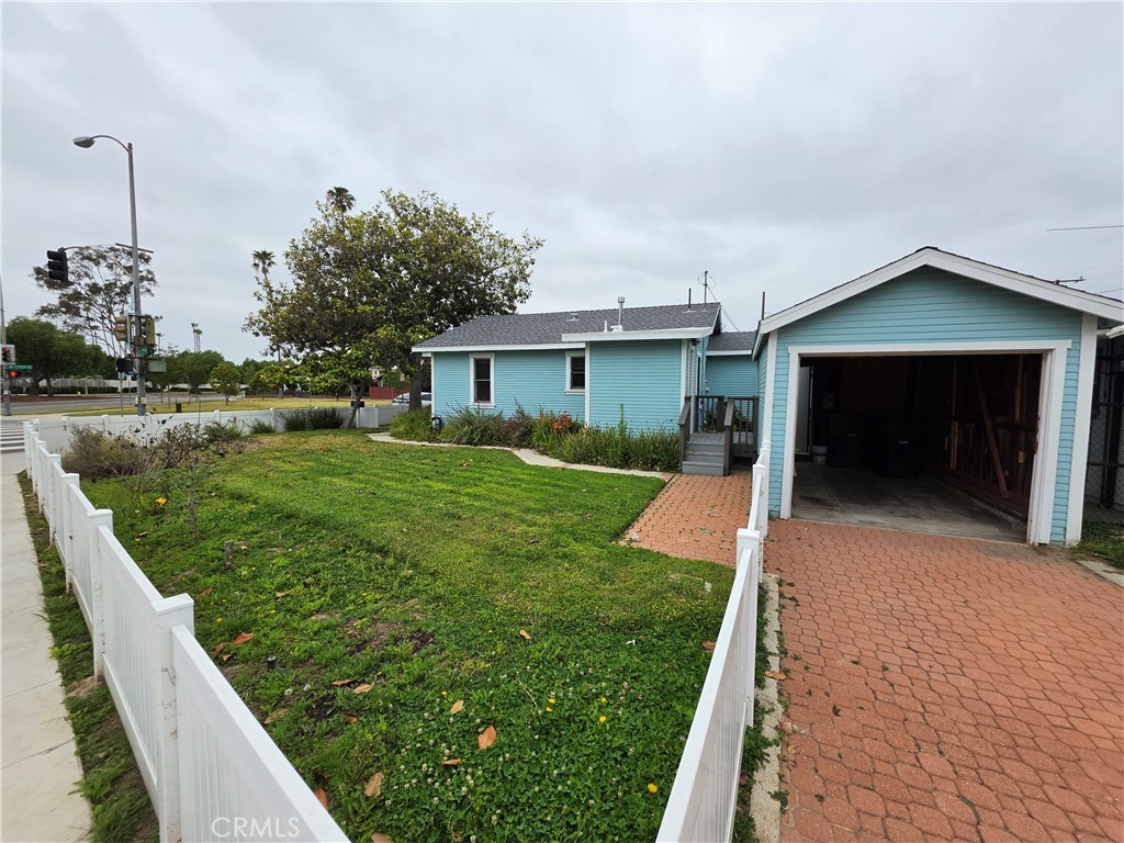 2226 Arlington Avenue