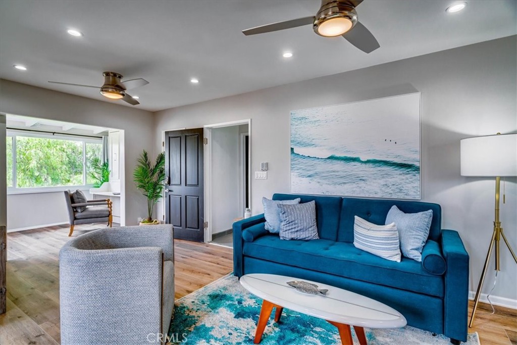 323 Culver Boulevard