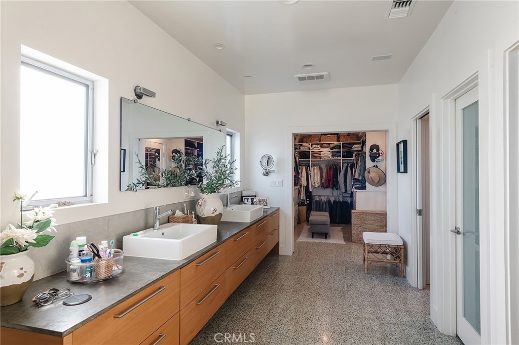 121 16th Street