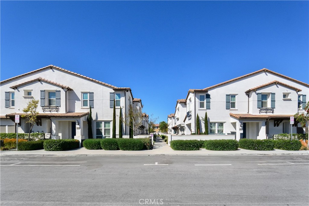 30353 Town Square